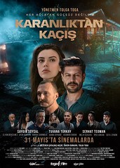 KARANLIKTAN KAÇIŞ
